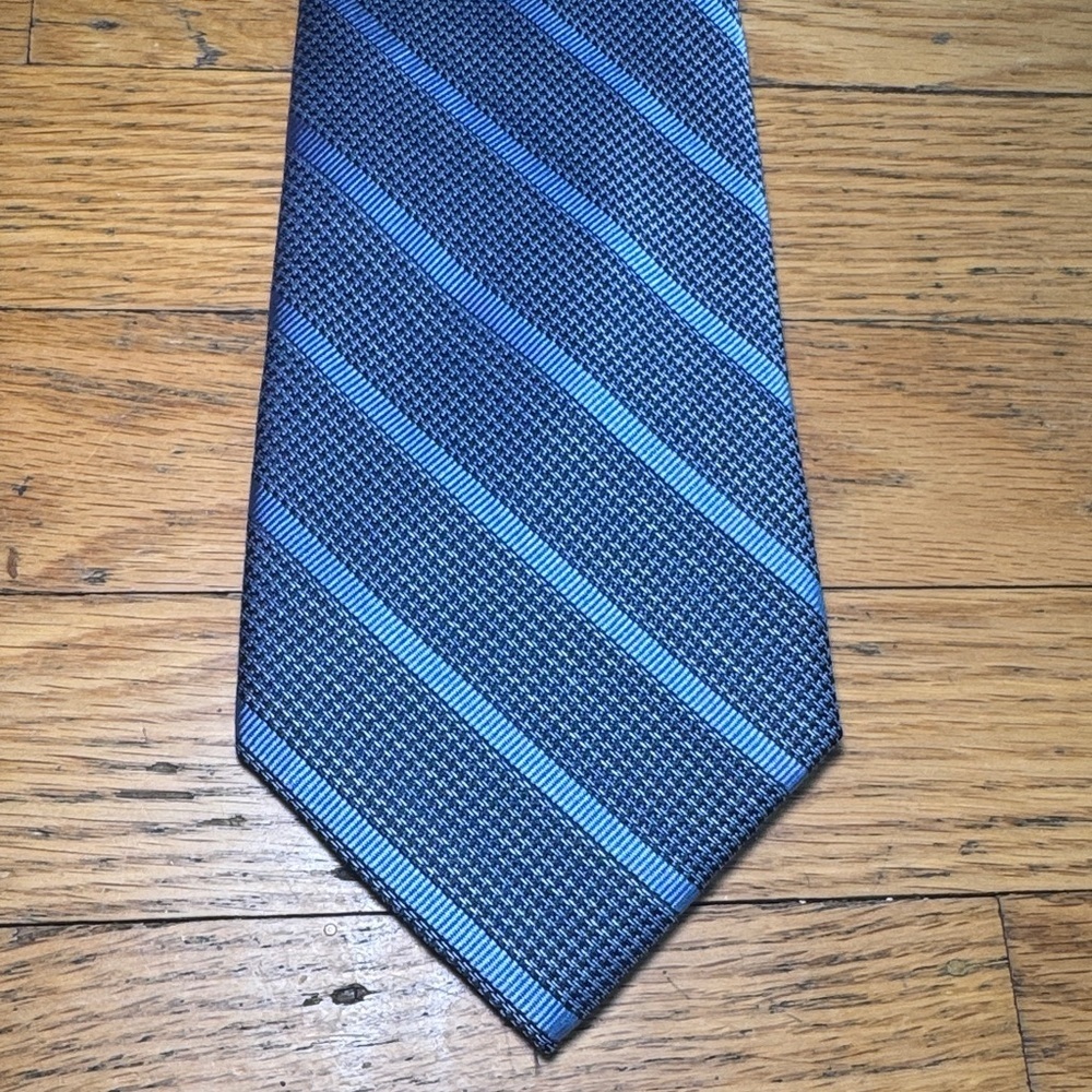 Tommy Hilfiger Blue Patterned Silk Tie